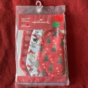 10/$15Hallmark Triple Layer Fabric Adult Masks Holiday Themed NWT